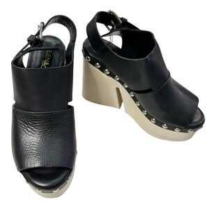 ELENA IACHI Y2K Platforms